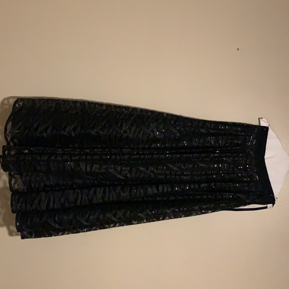 Black Lehenga Skirt from the Saree Room - Picture 2 of 8
